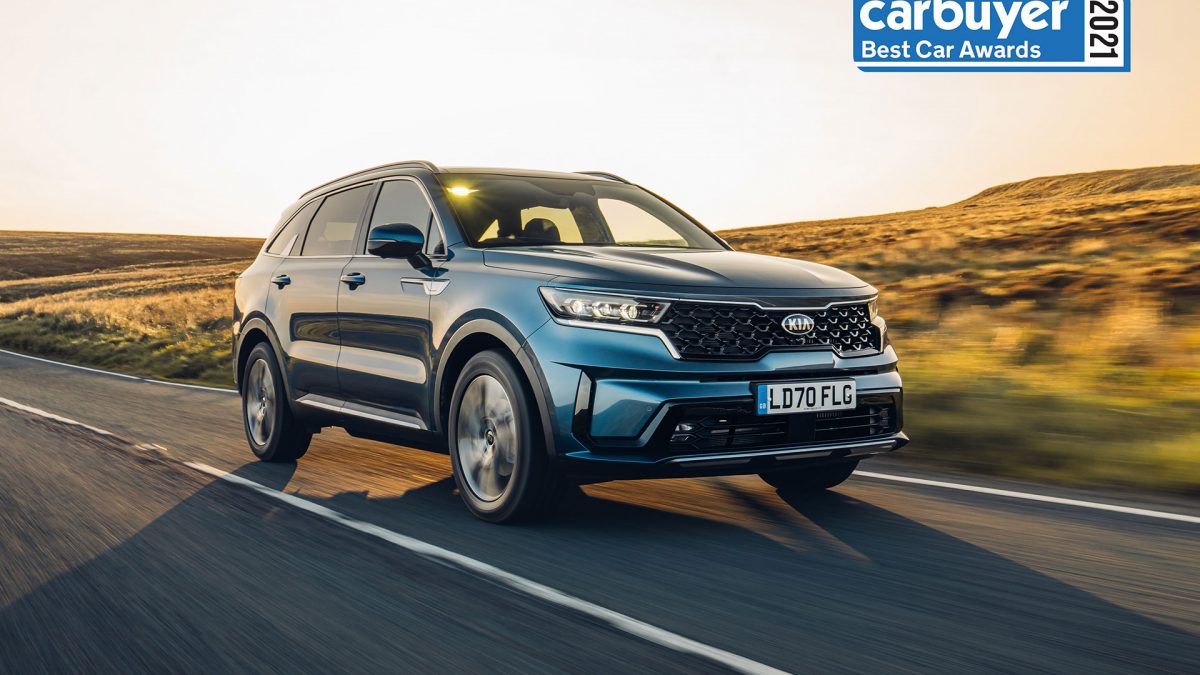 Noua Kia Sorento încoronată ‘Mașina anului’ de către prestigioasa publicație britanică Carbuyer
